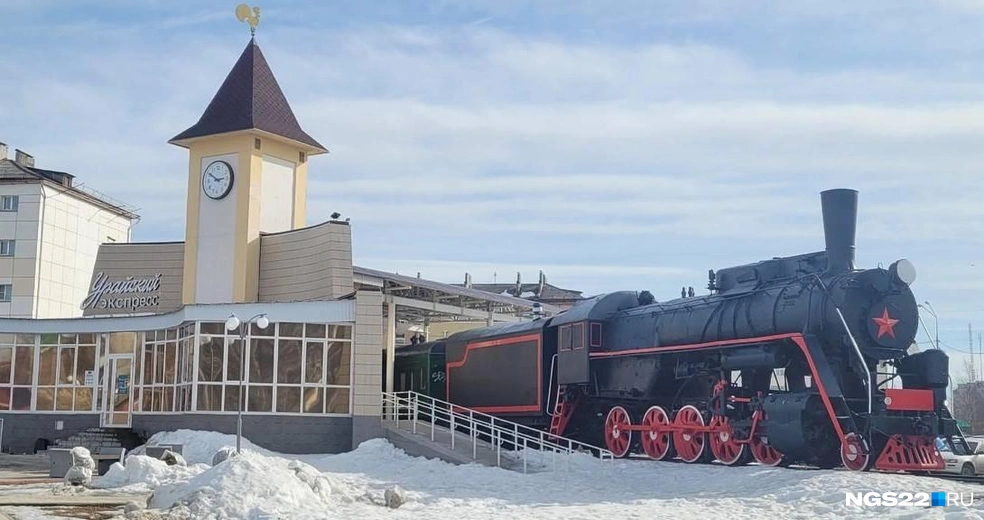 Локомотив служит необычным рестораном в городе Урай | Источник: Алексей Котельников