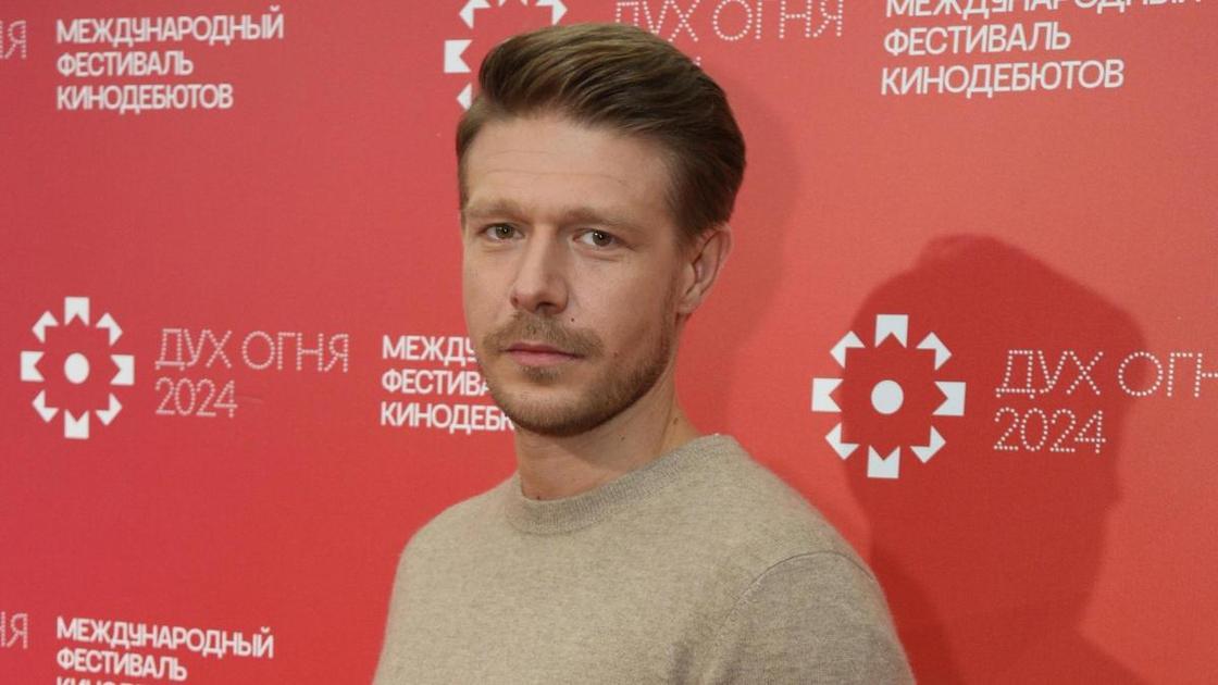 Никита Ефремов снова один: 10 женщин в жизни главного ловеласа российского кино