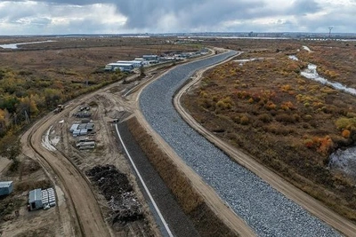 В амурской Владимировке укрепляют откосы дамбы