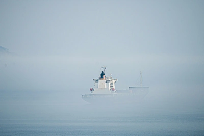 «Капитан Юнак»: траулер с китайскими двигателями ушел во Владивосток