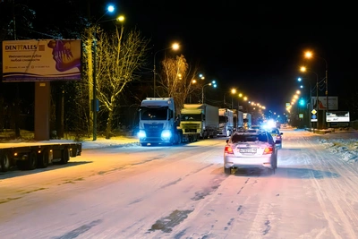 Трехкилометровая пробка парализовала въезд в Слюдянку