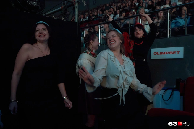 Танцуют все! | Источник: Роман Данилкин / 63.RU