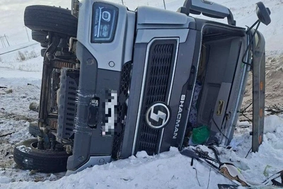 Truck with Bashkir Plates Overturns Near Gaj — Driver Killed