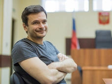 Илью Яшина* приговорили к 8,5 годам тюрьмы за распространение фейков про российскую армию
