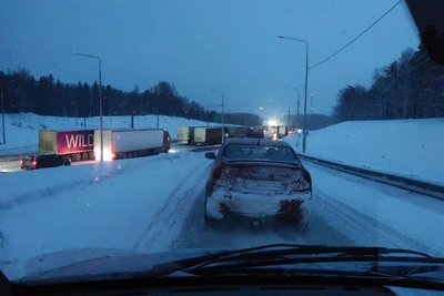 Аварии парализовали движение на Пермском тракте