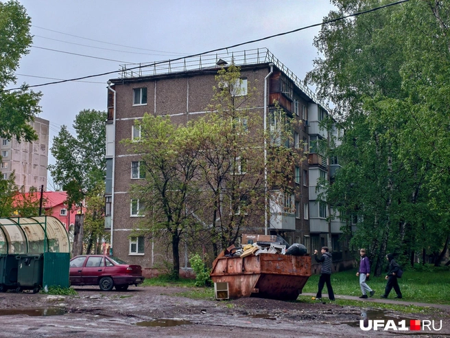 Бак поставили после пожара | Источник: Булат Салихов / UFA1.RU