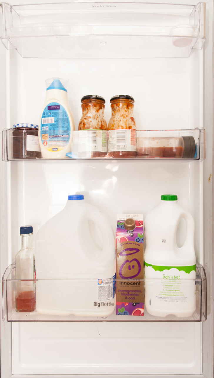 Что лежит в холодильнике у жителей разных стран: 54 любознательных фото