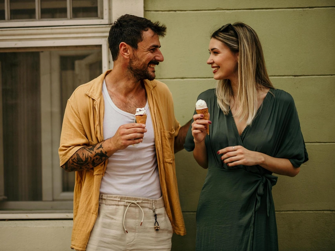 Друзья, любовники или пара: задайте эти 3 вопроса мужчине, чтобы выяснить, кто вы друг для друга | marieclaire.ru