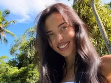 Анастасия Решетова жалеет о ринопластике, сделанной в 18 лет: «Сейчас бы не пошла на операцию»