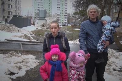 Семья сожгла дом для страховки и скрывается от опеки