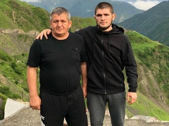 Отец Хабиба Нурмагомедова вышел из комы