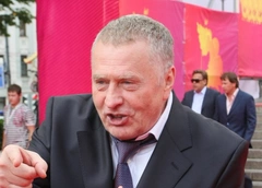 Владимир Жириновский попал в больницу