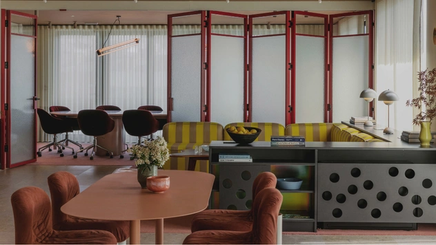Яркий офис в стиле mid-century в Лондоне