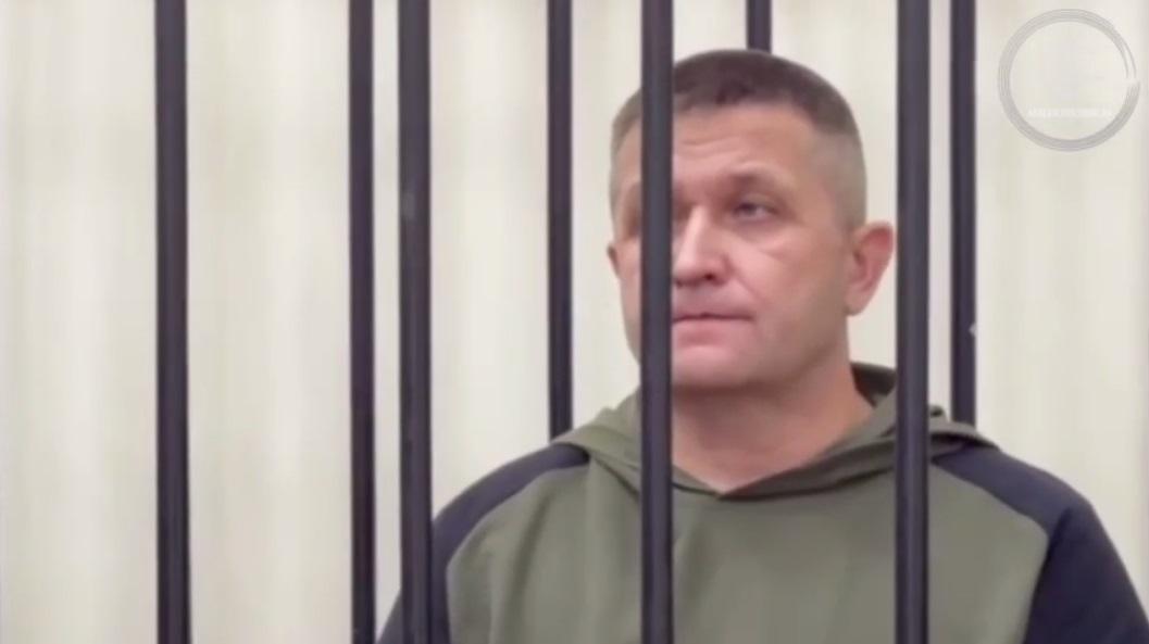 Бывшего вице-губернатора Кубани и атамана Власова осудили на 14 лет колонии за хищение гуманитарной…
