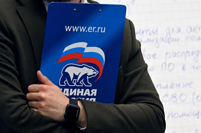 Кандидат — не соловей. Или кого ловят на праймериз в думу в петербургской «Единой России» | Источник: Анатолий Жданов / Коммерсантъ