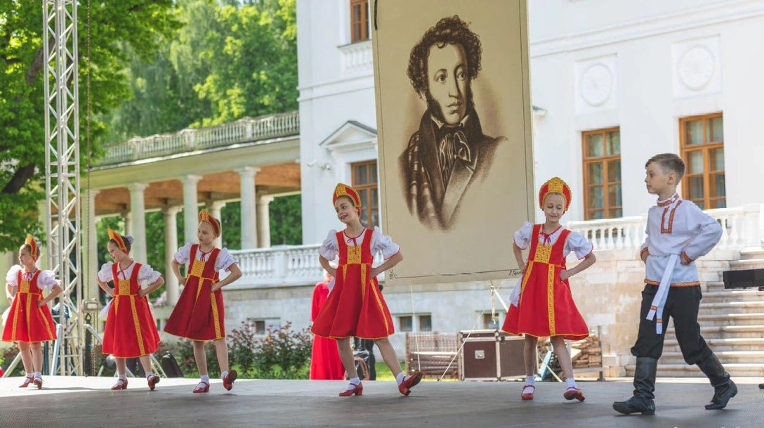 Пушкинский праздник поэзии в «Остафьево» | Источник: пресс-служба музея