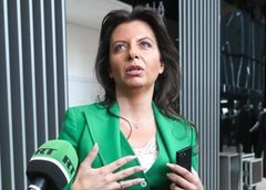 Симоньян о борьбе с раком: «Что облысела, вкус пропадает, кожа портится — я не переживаю. Хочу успеть вырастить детей»