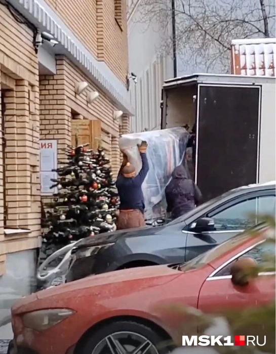 Лариса Долина уже вывезла вещи из квартиры в Хамовниках | Источник: Михаил Мечев / MSK1.RU