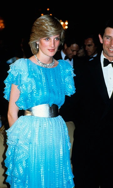 1983 год. Диана во время визита в Австралию, в наряде от Bruce Oldfield