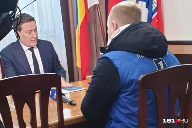 Московские журналисты поинтересовались, какая помощь оказана жителям Нариманова в первые дни | Источник: 161.RU