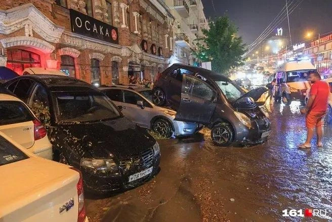 Ростов превратился в болото за полчаса | Источник: архив 161.RU