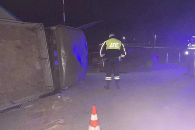 Водитель без прав на «буханке» устроил ДТП и спрятался