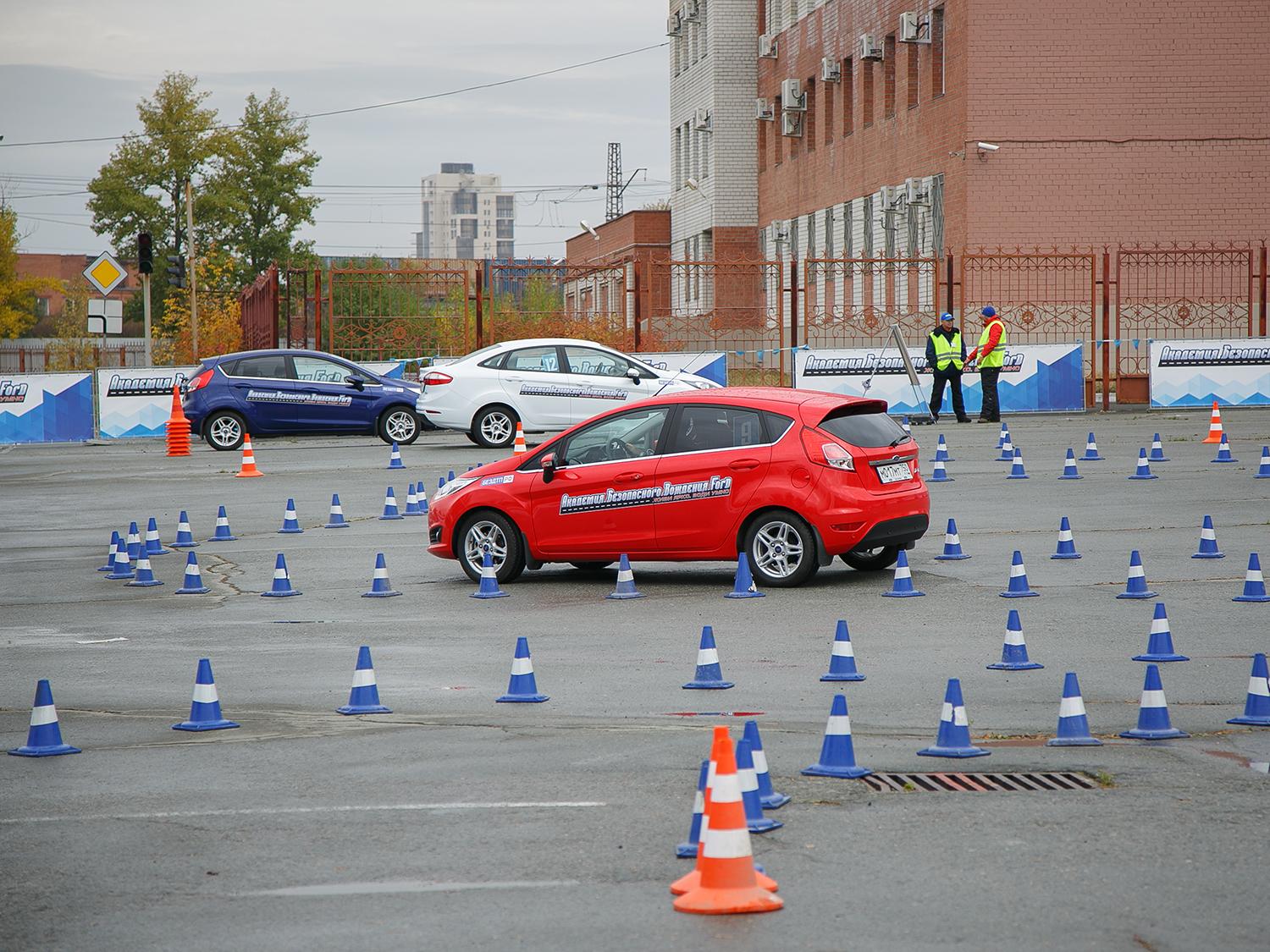 Автомобиля вождение городского