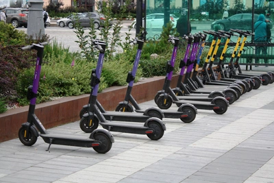 Алкоголь и самокаты запретят в Екатеринбурге на День Победы