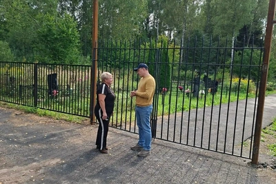 В Середейском завершают благоустройство кладбища