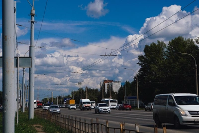В Омске на аукцион выставили участок под ТЦ на Лукашевича