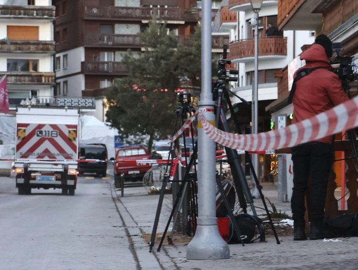 40 погибших, 115 тяжело раненных, десятки виновных: все подробности масштабного пожара на роскошном горнолыжном курорте Кран-Монтане в Швейцарии | marieclaire.kz