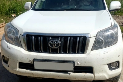 Арест Toyota Land Cruiser заставил должника оплатить долг