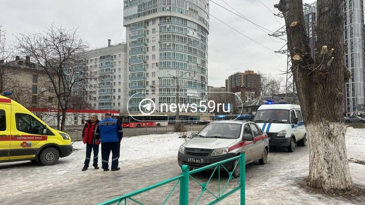 «Вам не спастись»: неизвестный заявляет о теракте в пермской школе — что говорят в Минтербезе и что происходит на месте