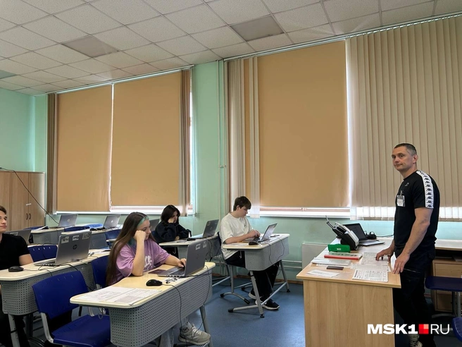 Самыми популярными предметами для пересдачи в Москве стали русский язык и профильная математика | Источник: Римма Багдасарян / MSK1.RU