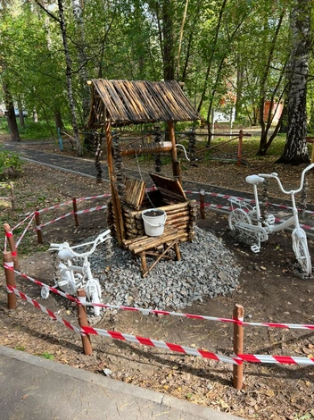 А также оборудовал яркие инсталляции  | Источник: Дмитрий Казанцев