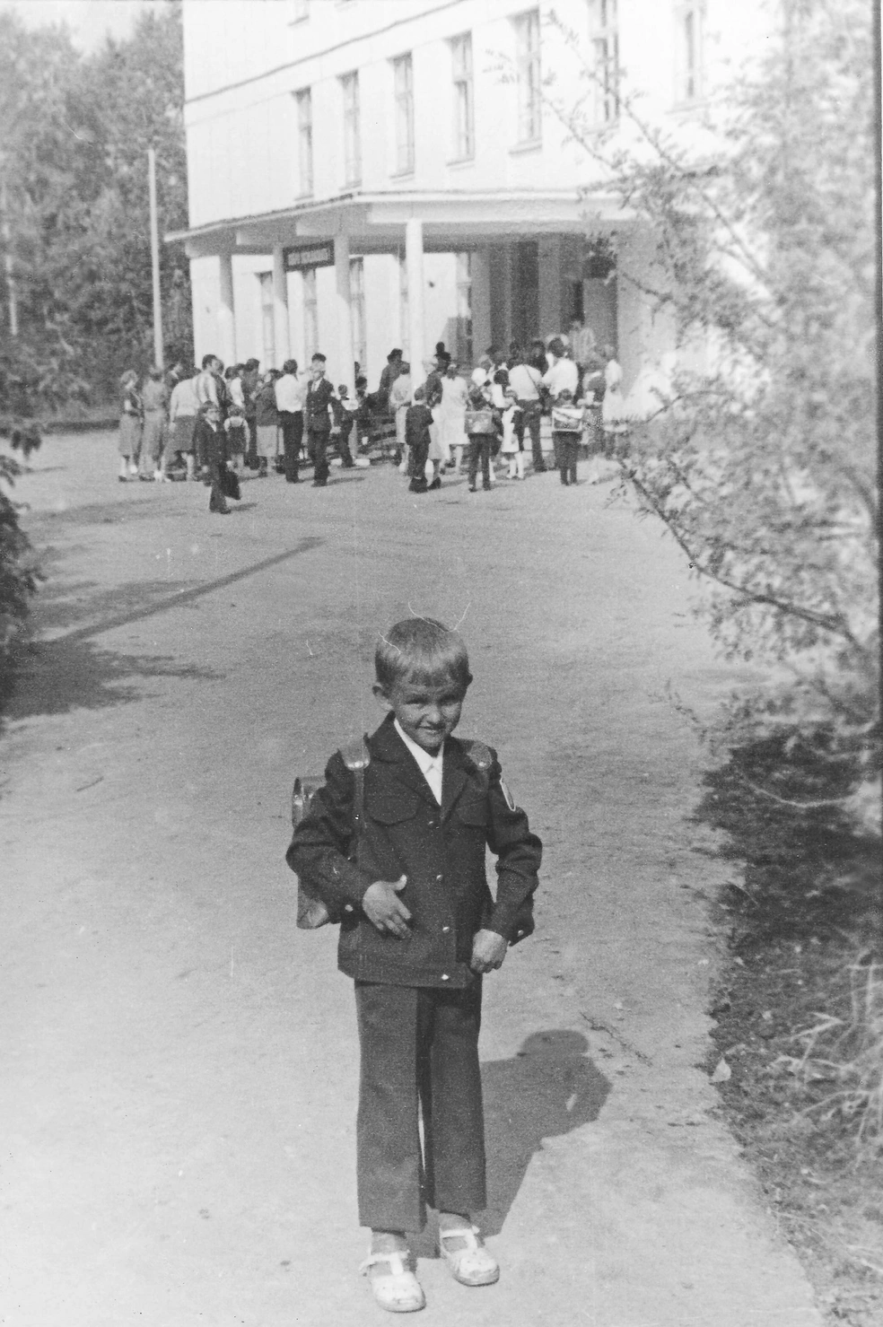 Каким был День знаний в московских школах в советские времена: фотографии 1  Сентября из СССР, откуда взялась традиция отмечать этот день - 31 августа  2023 - МСК1.ру