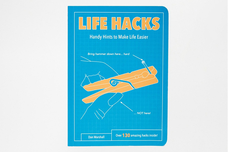 Книга Life Hacks Book, Asos, 1 000 руб.