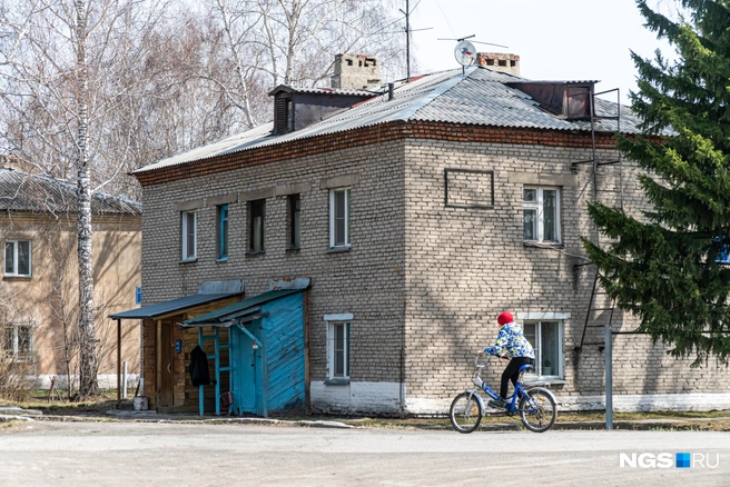 «Клюквенный» должен стать микрорайоном со всей инфраструктурой. Строительство ведут в чистом поле | Источник: Александр Ощепков / NGS.RU