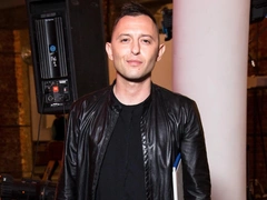 Скандал на концерте Ромы Зверя: он нецензурно выразился со сцены в адрес зрителей