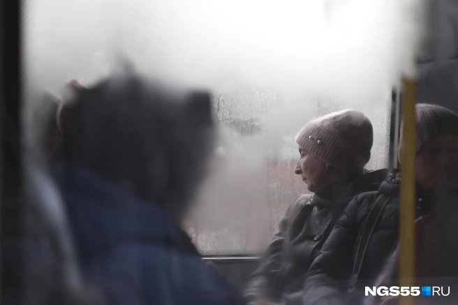 Перевозчики поразмышляли о том, сколько должен стоить проезд в новосибирских автобусах и маршрутках | Источник: Евгений Софийчук / NGS55.RU