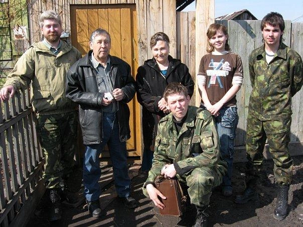 Степан Шилов заезжал в районах области не только к ветеранам, но и местным краеведам  | Источник: «Курганские археологи»