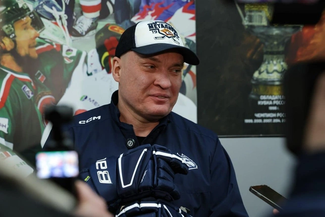 Андрей Разин подвел итоги сезона и вновь был вынужден отвечать на вопросы о Кузнецове | Источник: ХК «Металлург» / t.me