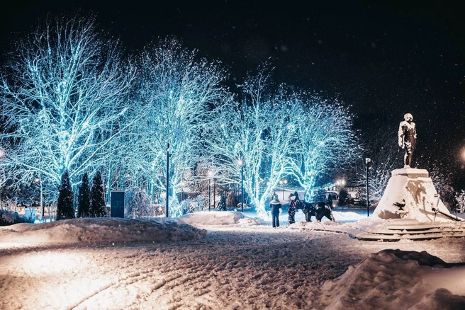 Два километра огней и LED-качели: на «Острове фортов» открывают новогодний фестиваль | Источник: «Остров фортов»