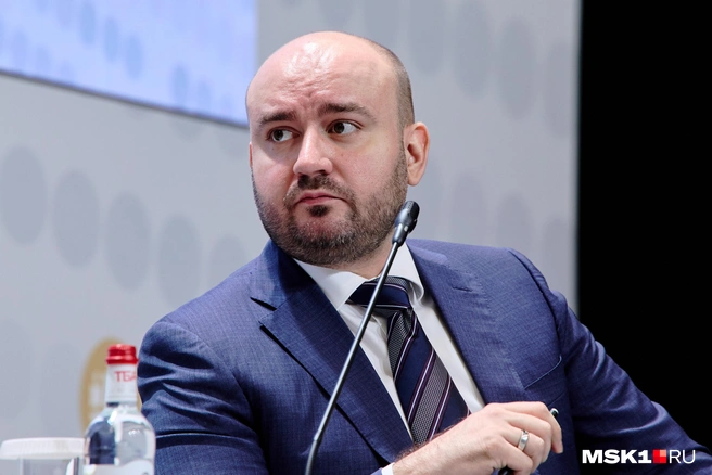 Свои предложения Вячеслав Федорищев смог обсудить с депутатами со второй попытки | Источник: Дмитрий Толстошеев / MSK1.RU