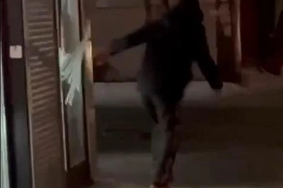 Robbery at Volgograd Kiosk Caught on Video