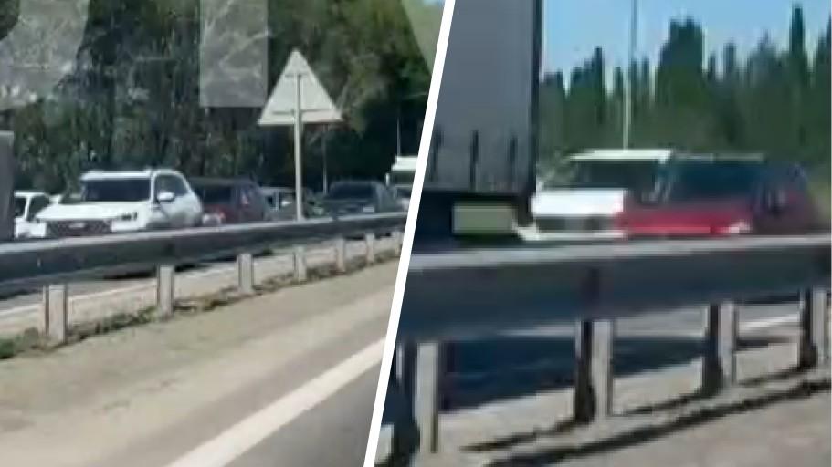 У аэропорта Уфы образовалась пробка в 3 километра