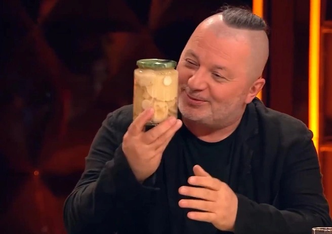 Не каждый день дарят домашние грибы | Источник: smotrim.ru