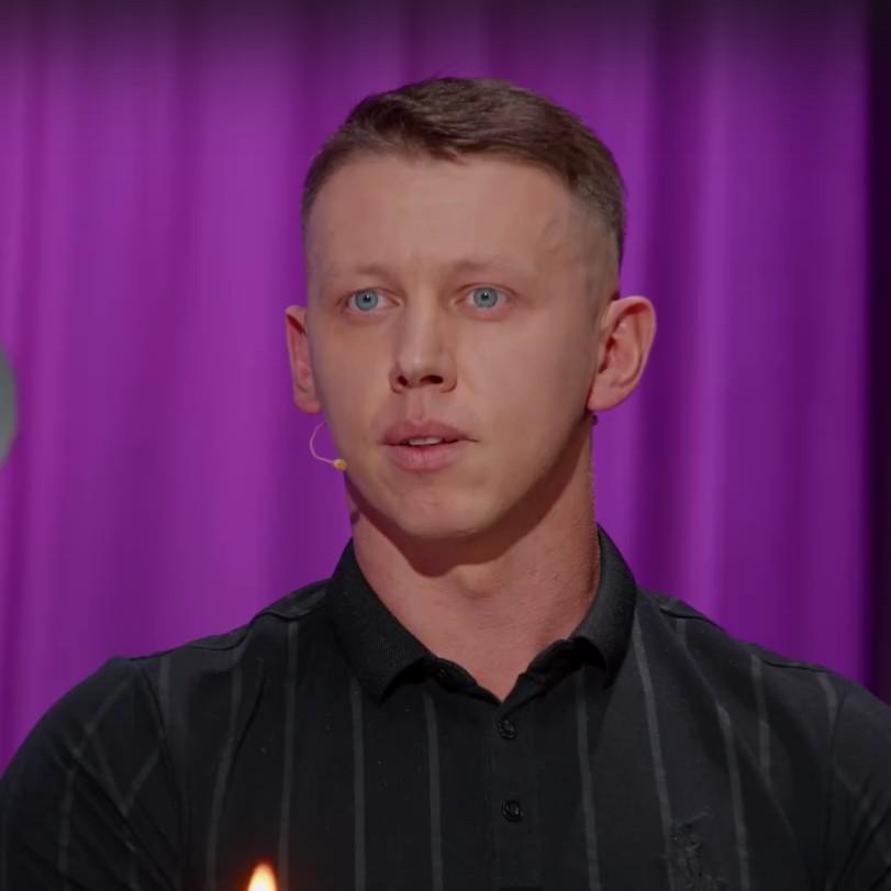 <p>Никита Догадин </p>