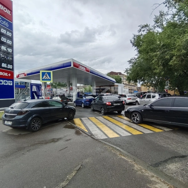 На других АЗС ситуация не лучше | Источник: Андрей Пашинский / Voronezh1.ru