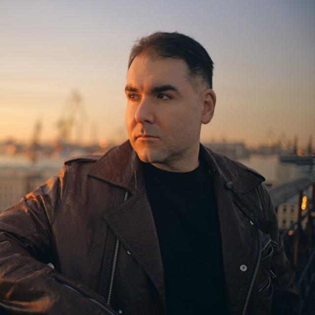 <p>Михаил Лачугин</p>